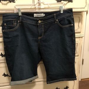 Torrid dark wash denim Bermuda shorts.